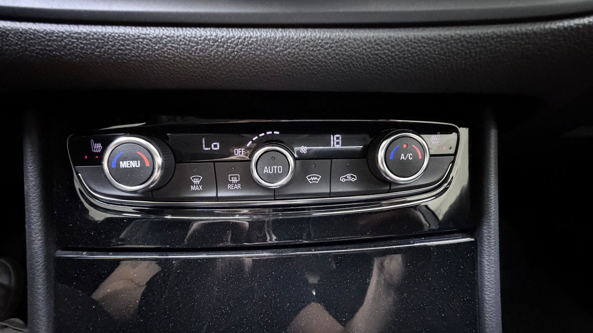 OPEL GRANDLAND 23
